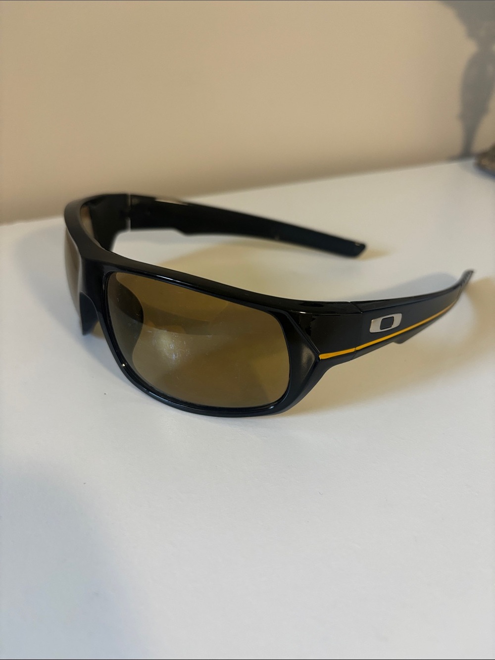 OAKLEY  9720RV  straight jacket sunglasses